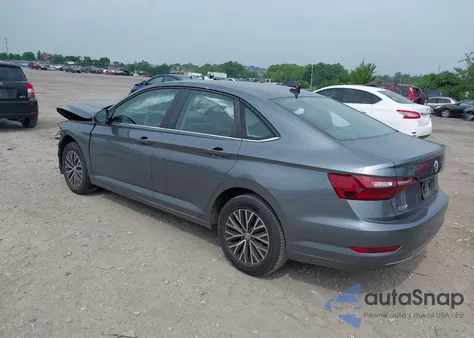 2021 Volkswagen Jetta 1.4T R-Line/1.4T S/1.4T Se z USA, uszkodzony, nr VIN 3VWC57BU6MM049131